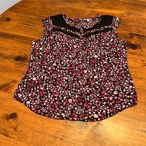 Candie’s Sleeveless Black & Pink Floral Blouse Size Large - lace accent